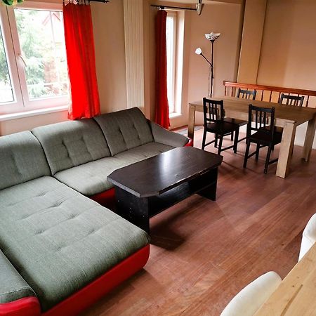 Chata u rybníka Msecke Zehrovice Exterior foto