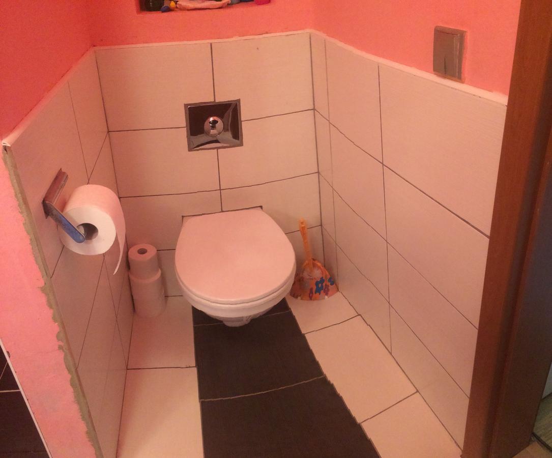 Chata u rybníka Msecke Zehrovice Exterior foto
